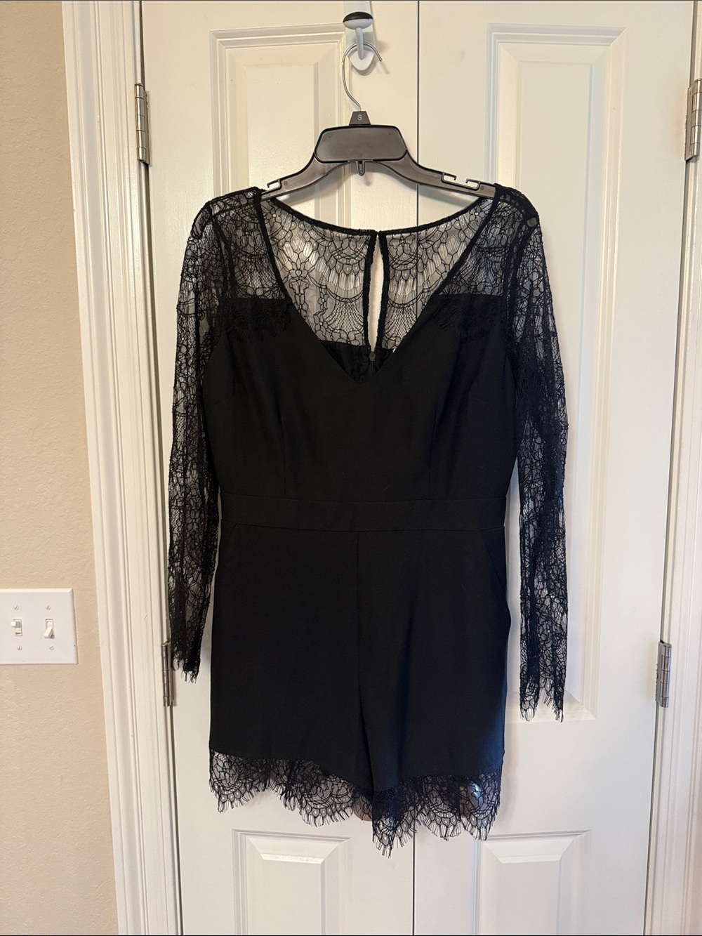 cupcakes & cashmere Black Lace Long-Sleeve Romper